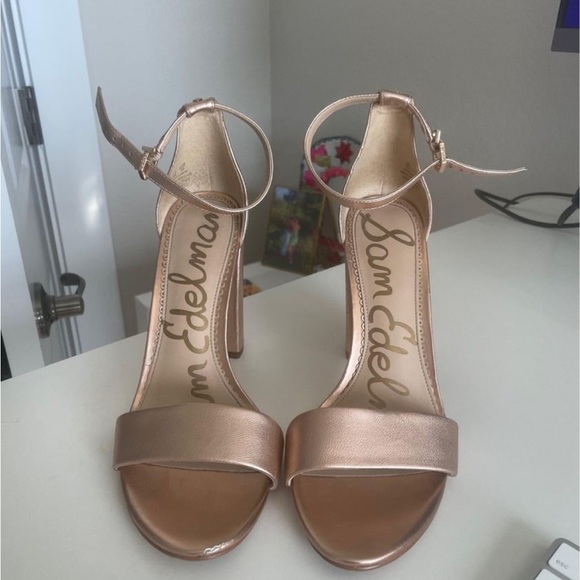 Rose gold heels size 8 - Picture 2 of 3